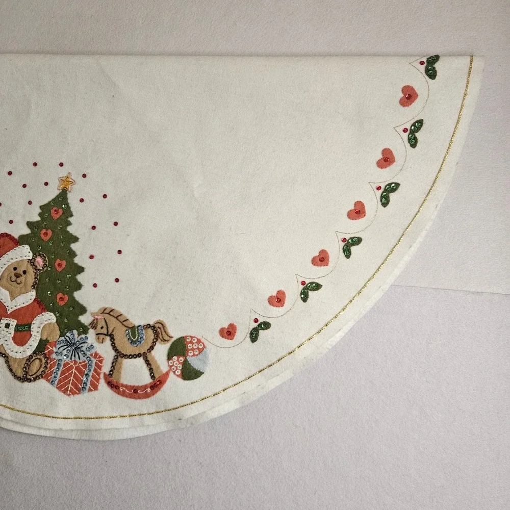 Vintage Felt Applique Christmas Tree Skirt Santa Teddy Bear Sequin White 35
